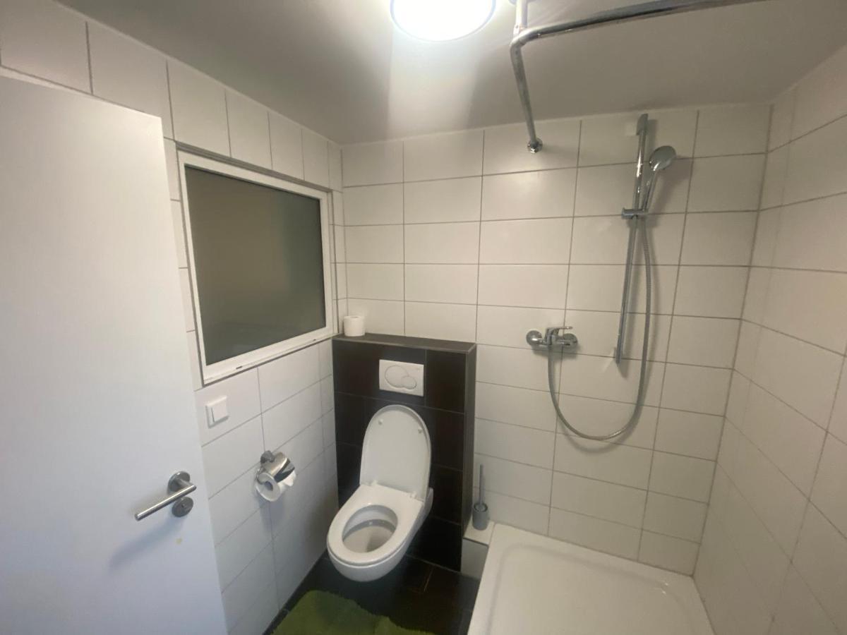 Stylish Accommodation In The Middle Of Wiesbaden Esterno foto
